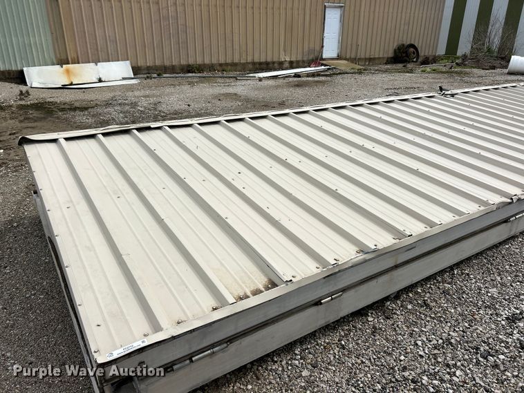 image for item FC2712 Hanging garage door