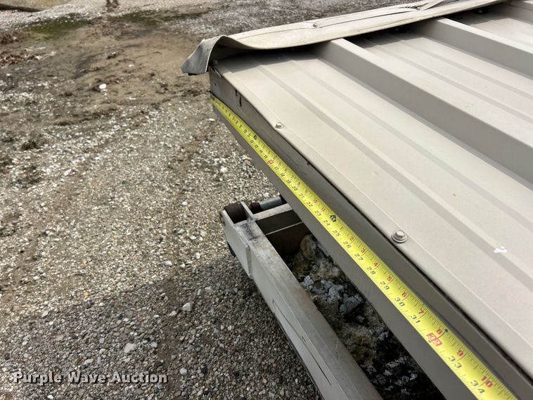 image for item FC2712 Hanging garage door