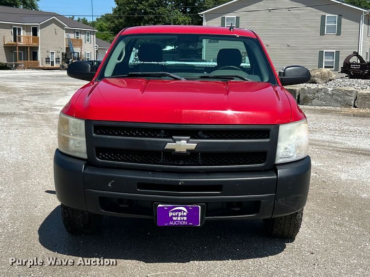 image for item FC2715 2009 Chevrolet Silverado 1500 pickup truck