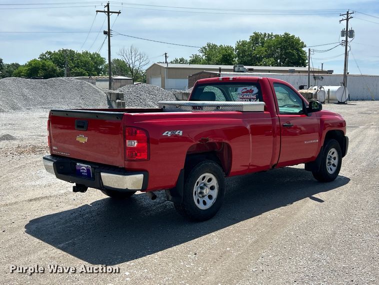 image for item FC2715 2009 Chevrolet Silverado 1500 pickup truck