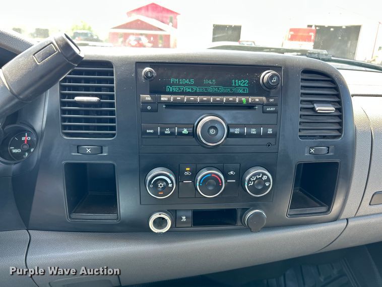 image for item FC2715 2009 Chevrolet Silverado 1500 pickup truck