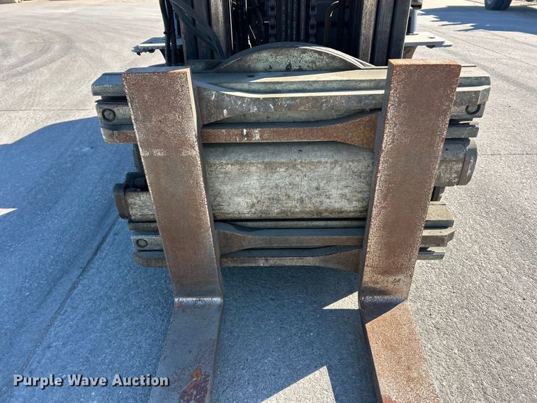 image for item FC2728 Toyota 8F-GU30 forklift