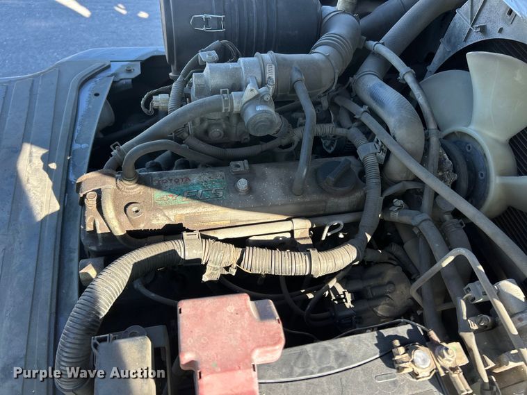 image for item FC2728 Toyota 8F-GU30 forklift