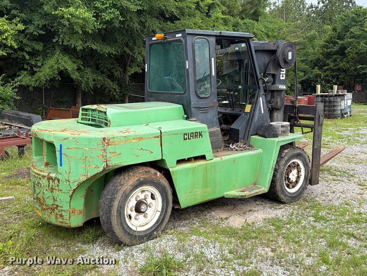 image for item FC3105 Clark 2894004 B03004 forklift