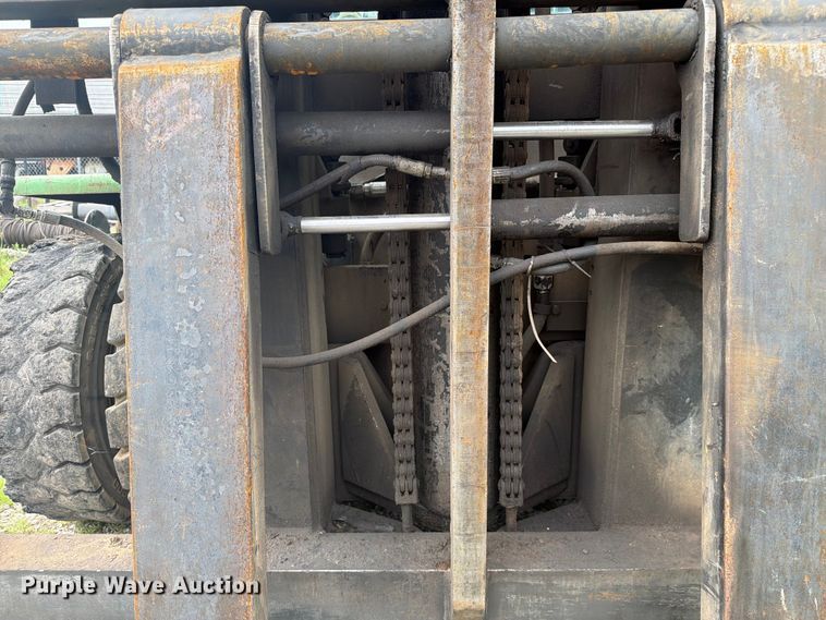 image for item FC3105 Clark 2894004 B03004 forklift