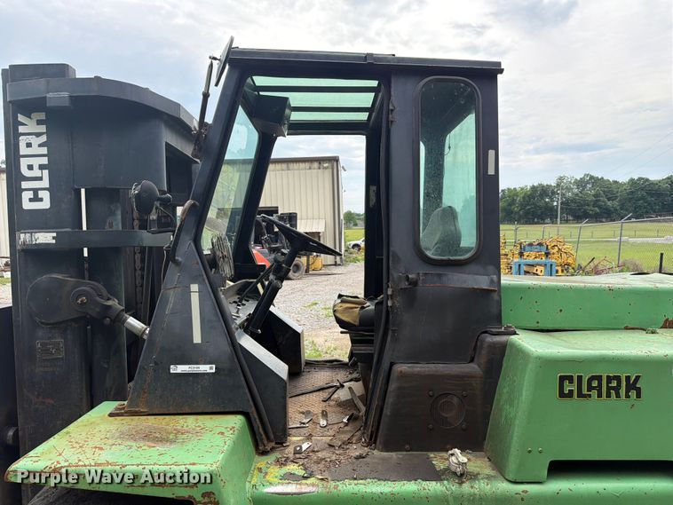 image for item FC3105 Clark 2894004 B03004 forklift