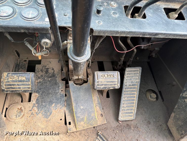 image for item FC3105 Clark 2894004 B03004 forklift