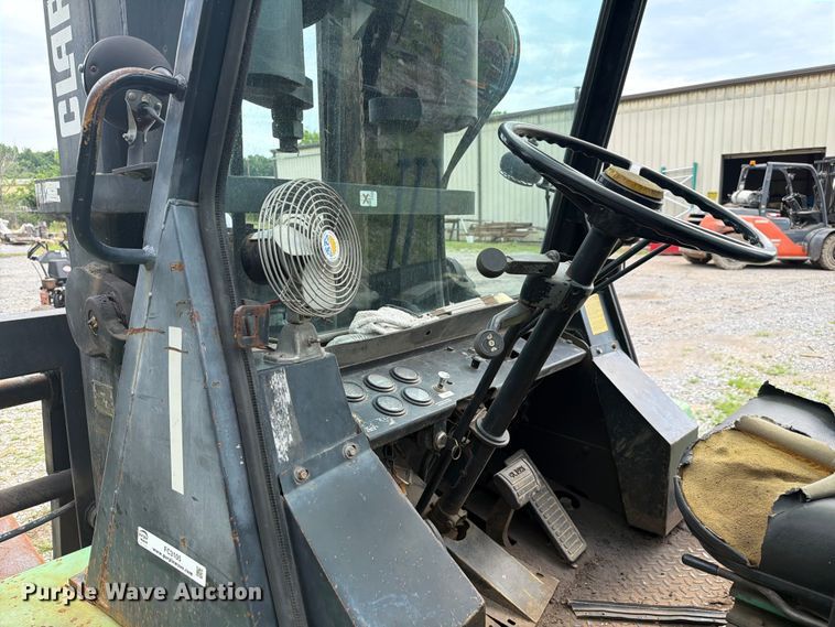 image for item FC3105 Clark 2894004 B03004 forklift