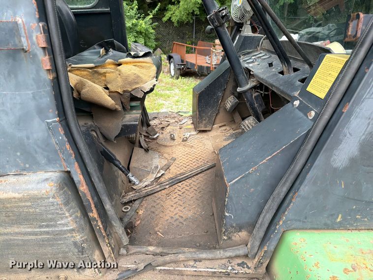 image for item FC3105 Clark 2894004 B03004 forklift