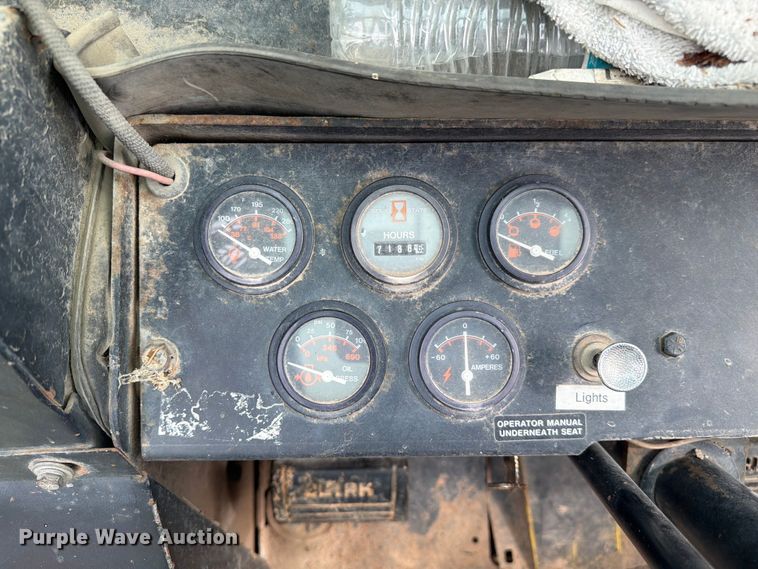 image for item FC3105 Clark 2894004 B03004 forklift