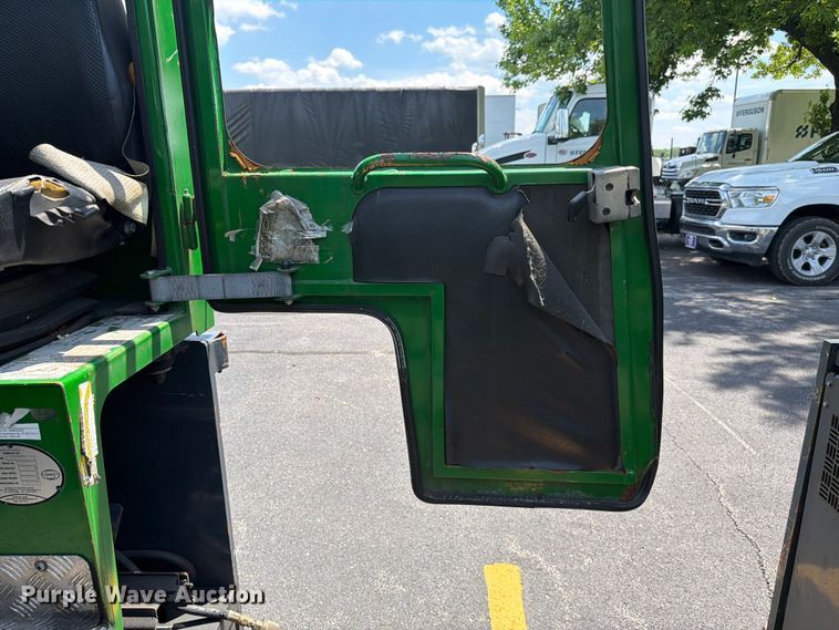 image for item FC3118 2018 CombiLift C6000 forklift