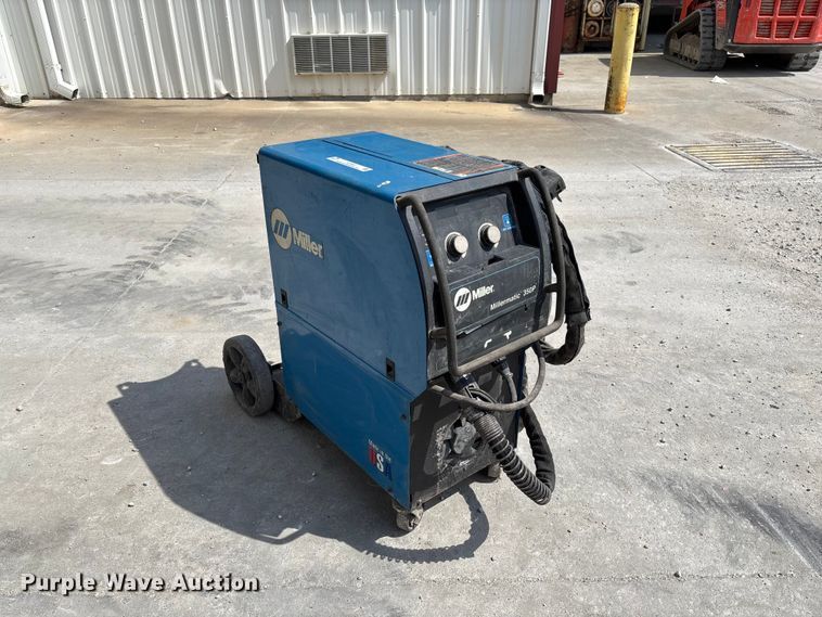 image for item FC4691 Miller Millermatic 350P welder