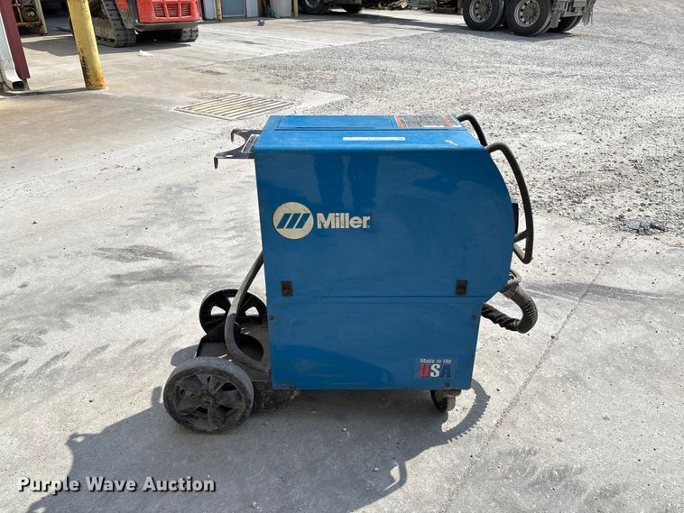 image for item FC4691 Miller Millermatic 350P welder