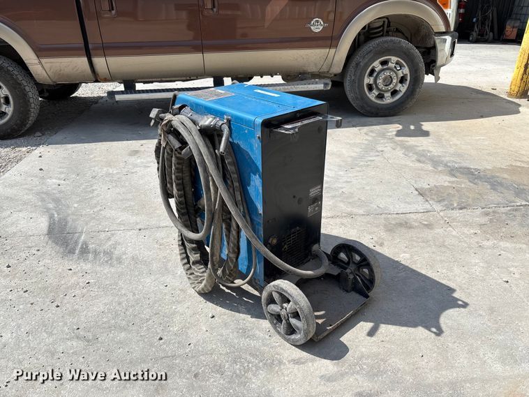 image for item FC4691 Miller Millermatic 350P welder