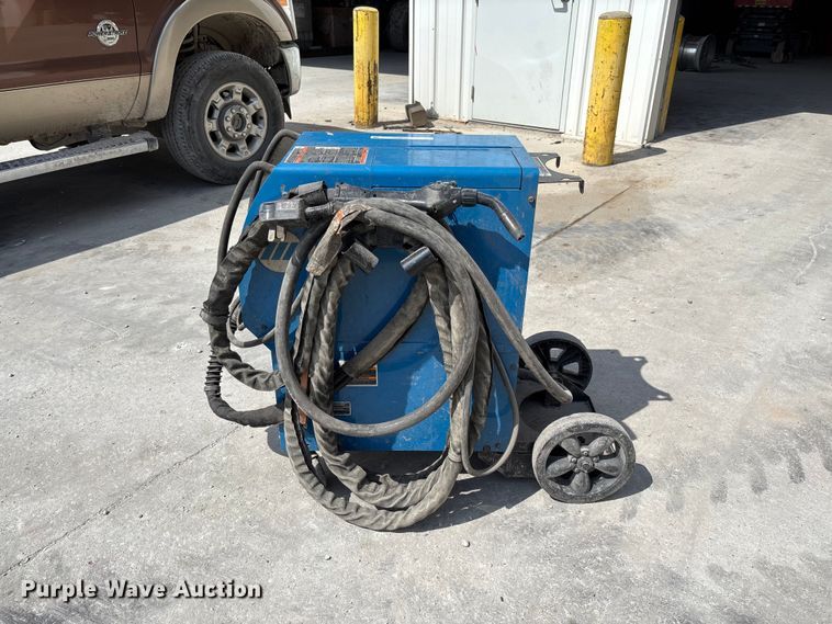 image for item FC4691 Miller Millermatic 350P welder