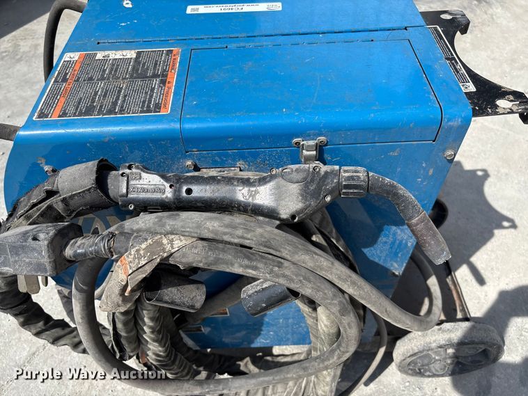 image for item FC4691 Miller Millermatic 350P welder