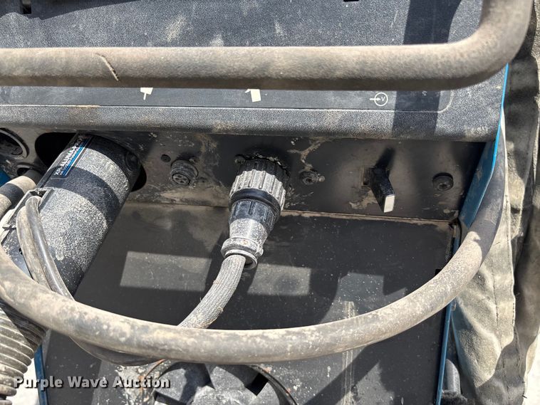 image for item FC4691 Miller Millermatic 350P welder