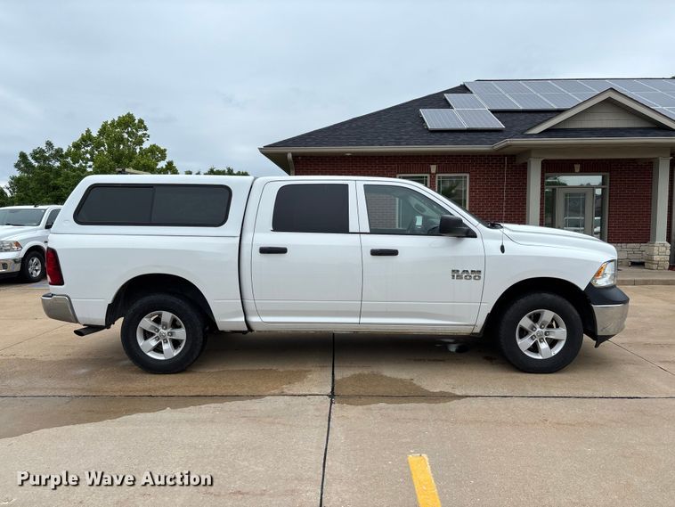 image for item FC5794 2018 RAM 1500 Crew Cab pickup truck