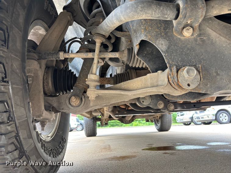 image for item FC5794 2018 RAM 1500 Crew Cab pickup truck