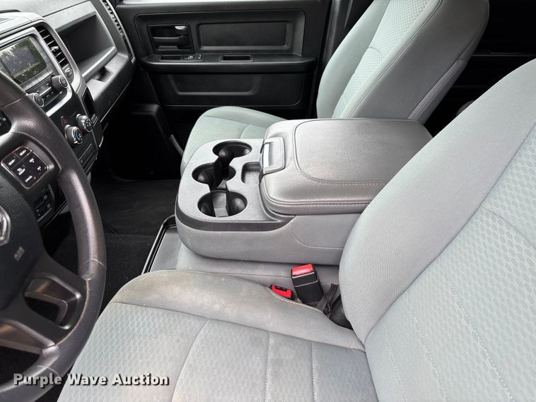 image for item FC5794 2018 RAM 1500 Crew Cab pickup truck