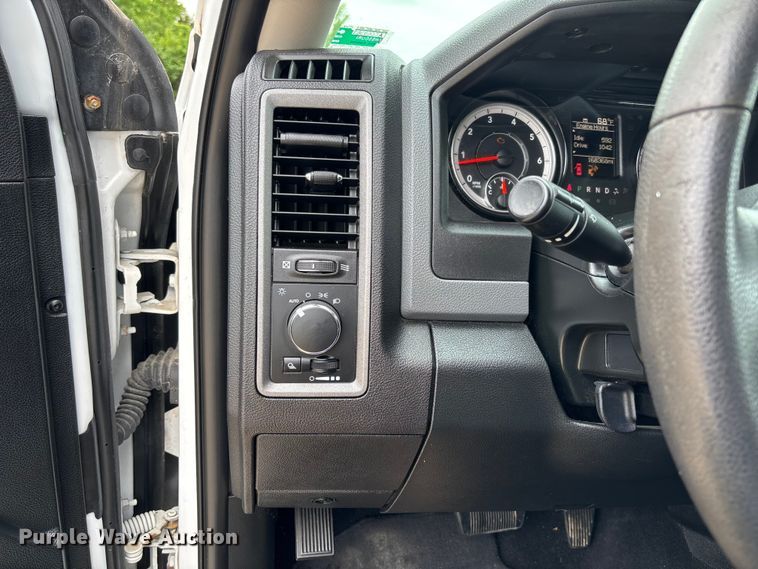 image for item FC5794 2018 RAM 1500 Crew Cab pickup truck