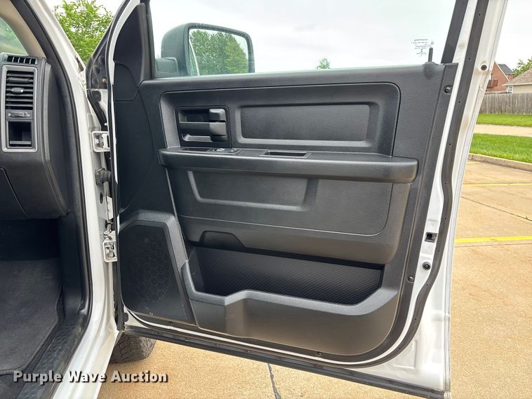 image for item FC5794 2018 RAM 1500 Crew Cab pickup truck
