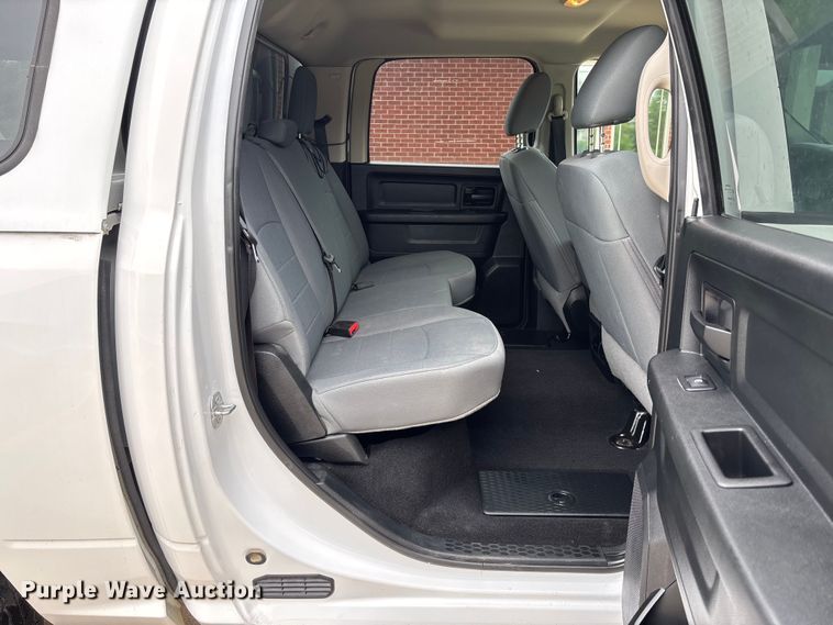 image for item FC5794 2018 RAM 1500 Crew Cab pickup truck