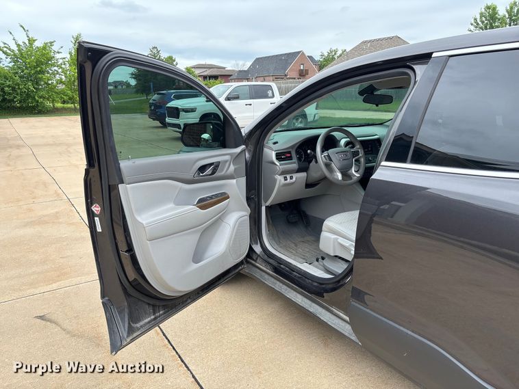 image for item FC5795 2019 GMC Acadia SUV