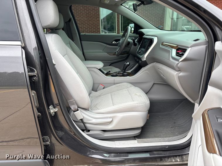 image for item FC5795 2019 GMC Acadia SUV