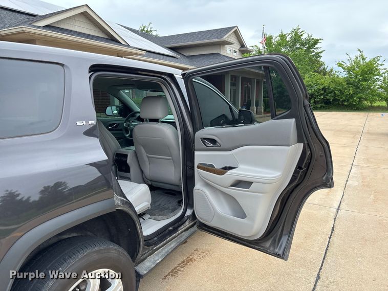 image for item FC5795 2019 GMC Acadia SUV
