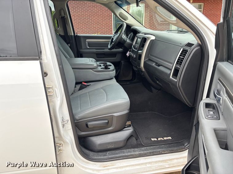 image for item FC5796 2018 RAM 1500 Ext. Cab pickup truck