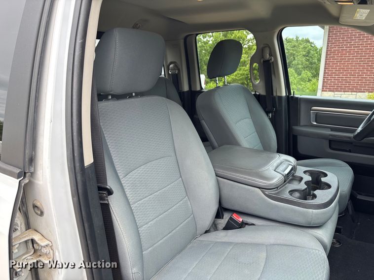 image for item FC5796 2018 RAM 1500 Ext. Cab pickup truck