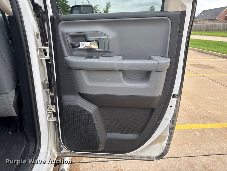 image for item FC5796 2018 RAM 1500 Ext. Cab pickup truck