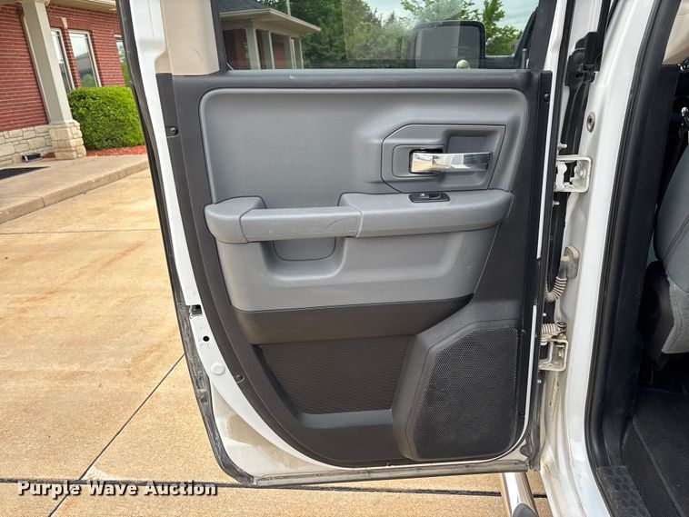 image for item FC5796 2018 RAM 1500 Ext. Cab pickup truck