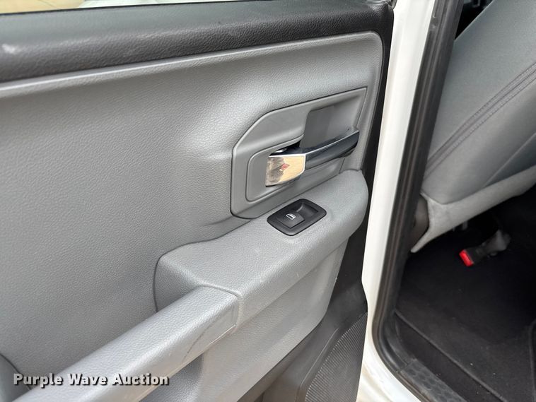 image for item FC5796 2018 RAM 1500 Ext. Cab pickup truck