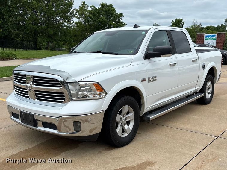 image for item FC5797 2016 RAM 1500 Crew cab pickup truck