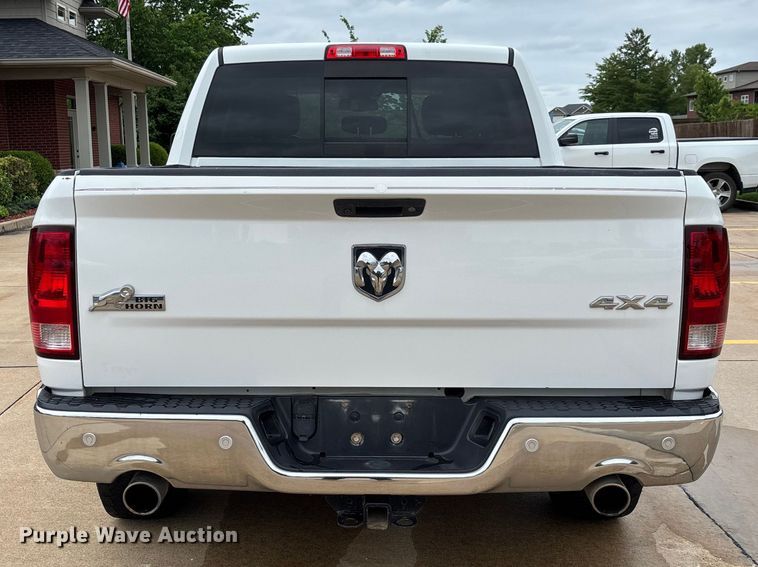 image for item FC5797 2016 RAM 1500 Crew cab pickup truck