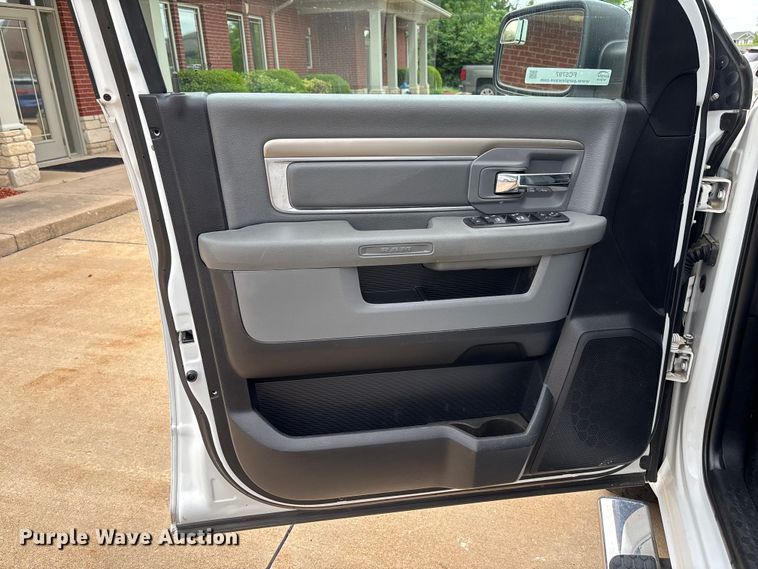 image for item FC5797 2016 RAM 1500 Crew cab pickup truck
