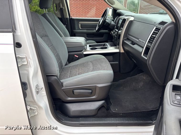 image for item FC5797 2016 RAM 1500 Crew cab pickup truck