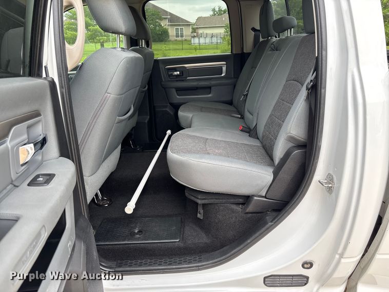 image for item FC5797 2016 RAM 1500 Crew cab pickup truck