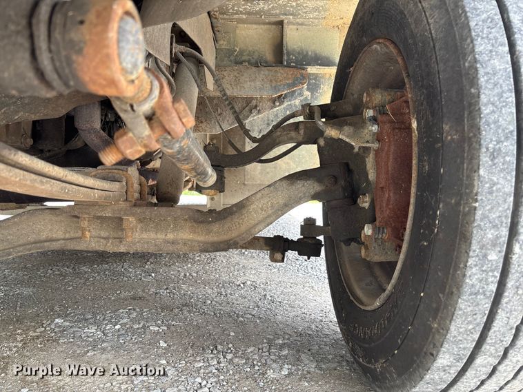image for item FC5798 2009 Workhorse W42 delivery van