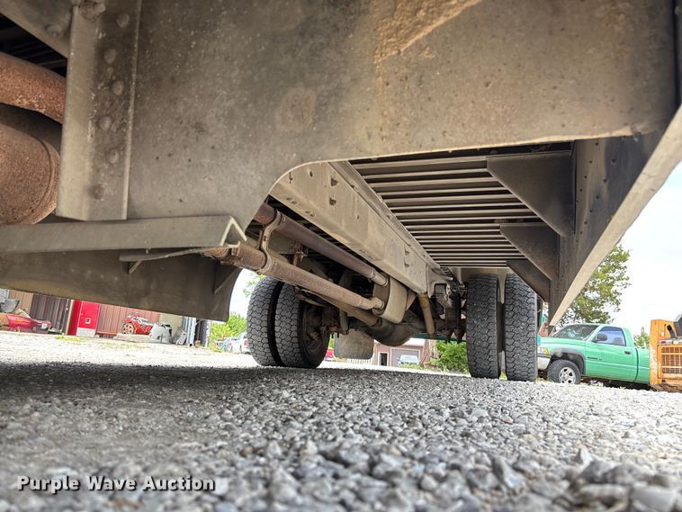 image for item FC5798 2009 Workhorse W42 delivery van