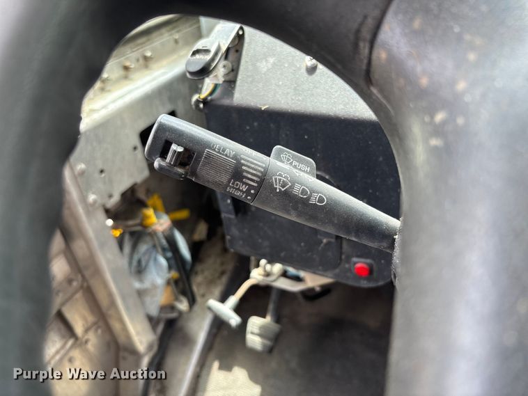 image for item FC5798 2009 Workhorse W42 delivery van