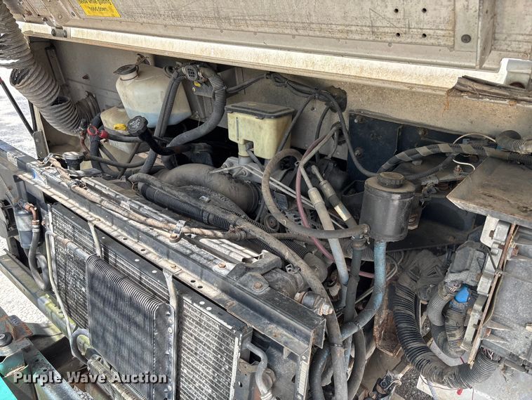 image for item FC5798 2009 Workhorse W42 delivery van