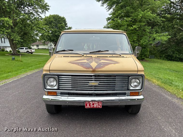 image for item FC5802 1976 Chevrolet G20 van