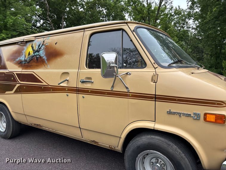 image for item FC5802 1976 Chevrolet G20 van