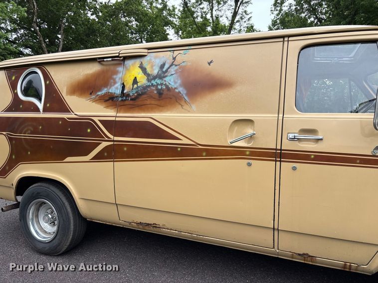 image for item FC5802 1976 Chevrolet G20 van