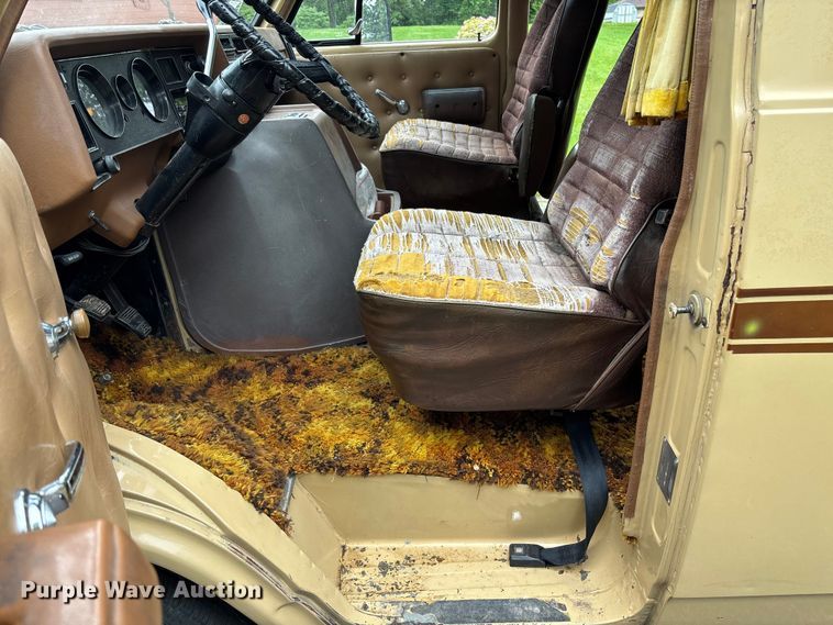 image for item FC5802 1976 Chevrolet G20 van