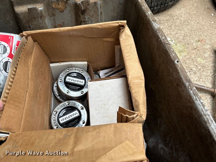 image for item FC5802 1976 Chevrolet G20 van