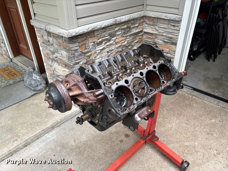 image for item FC5802 1976 Chevrolet G20 van
